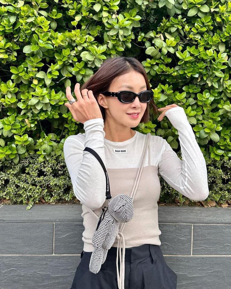 러블리 포인트🤍🖤뮤뮤 패치템 이미지