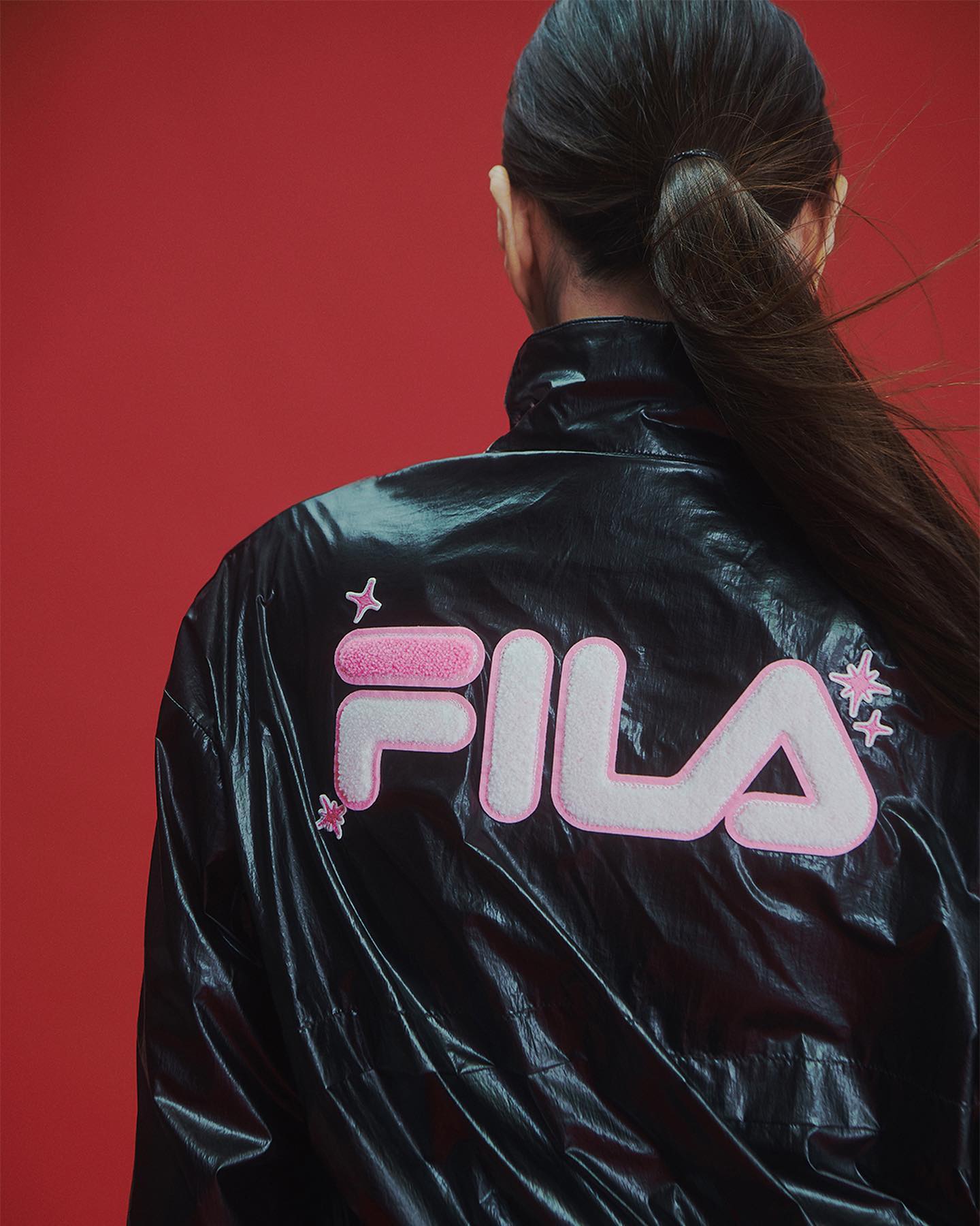 휠라 x 앨리스 펑크🩵협업 클라스
헤리티지에 Y2K무드 추가❤️💙스타일 장인 앨펑이 참여한 23FW 8/24(목) 오전 11시 런칭 #광고 이미지5