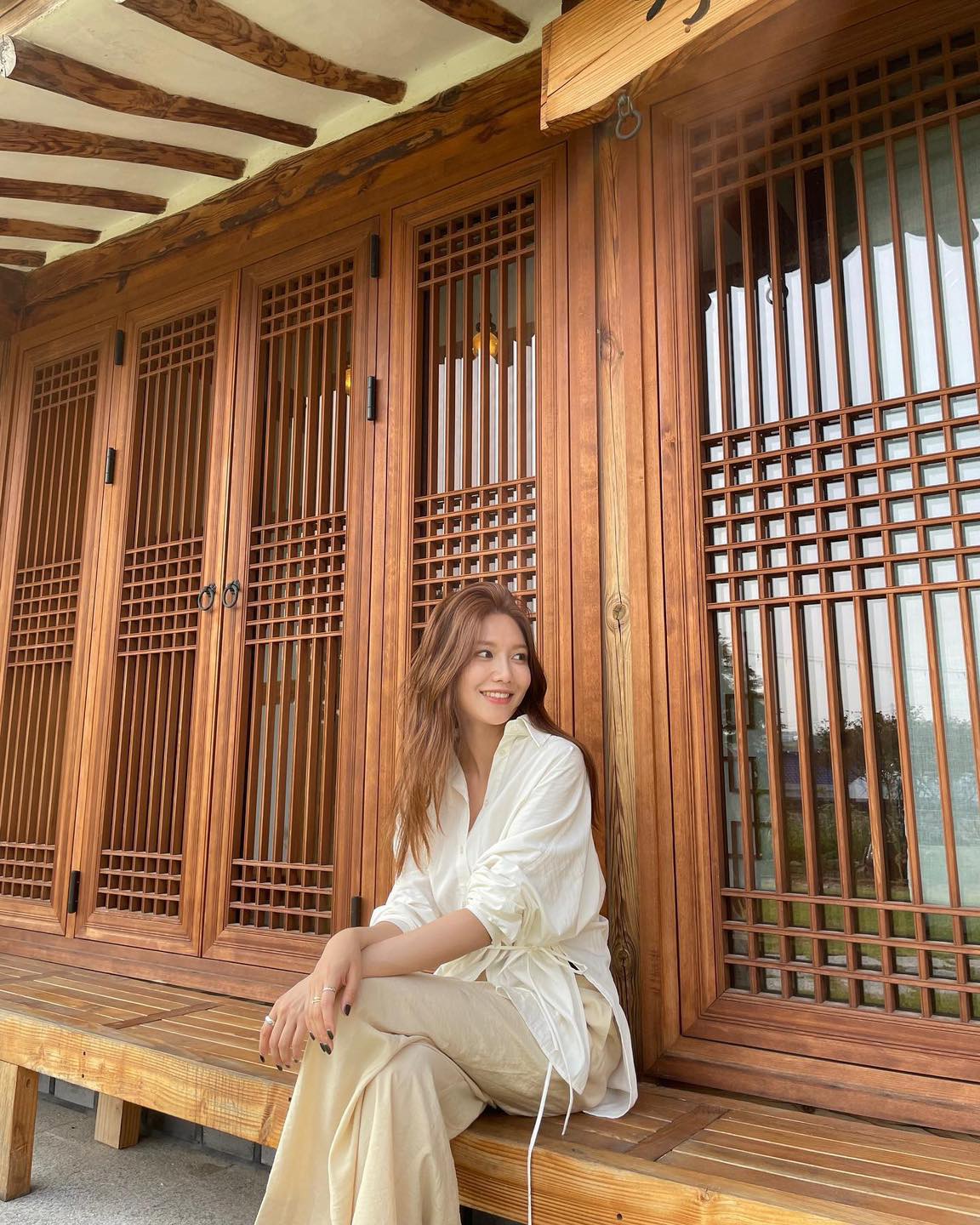 가을에도 산뜻하게 연노랑셔츠🧈 이미지3