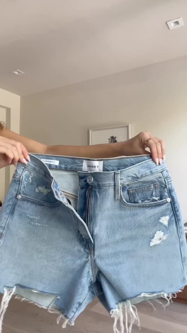 부지런히 입자💙🤍데님 + 화이트 탑 이미지