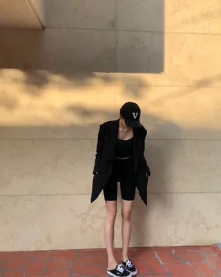바이커쇼츠 + 블레이저 조합🩶🖤 이미지