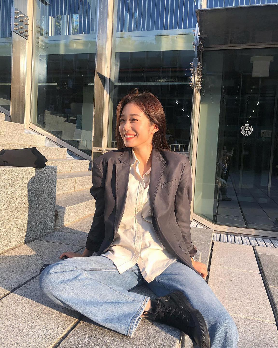 돌아온 블레이저+데님 계절🖤💙 이미지