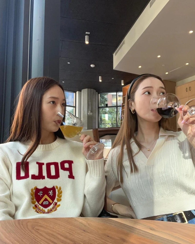 사이좋은 정자매👭🏻🤍가을 트윈룩 이미지1
