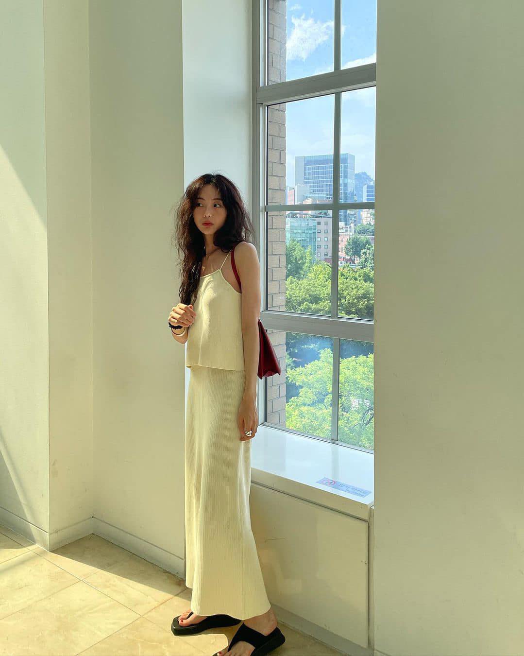 아직 낮엔 끈나시 가능해🖤☀️ 이미지