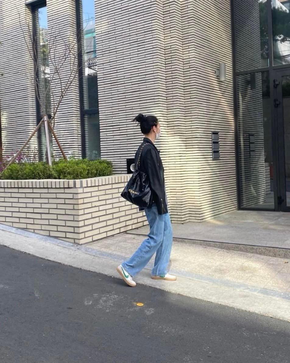 시크한 보부상 참고🖤샤넬22라지 이미지
