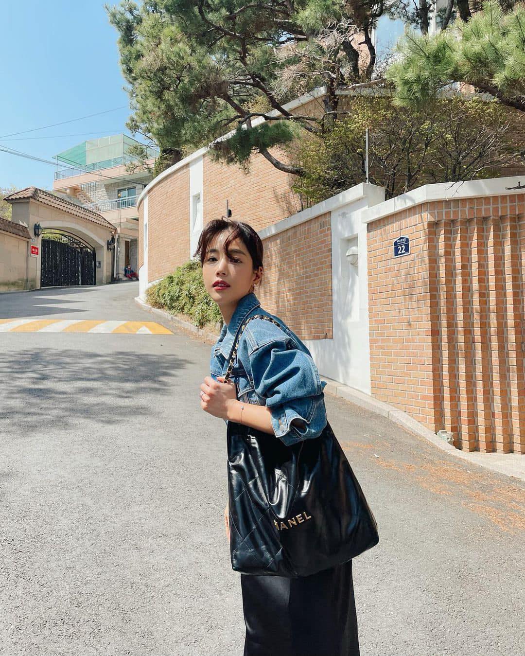 시크한 보부상 참고🖤샤넬22라지 이미지
