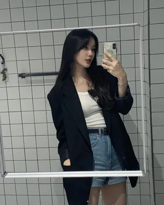 기본 검정 블레이저 7가지 코디🖤 이미지