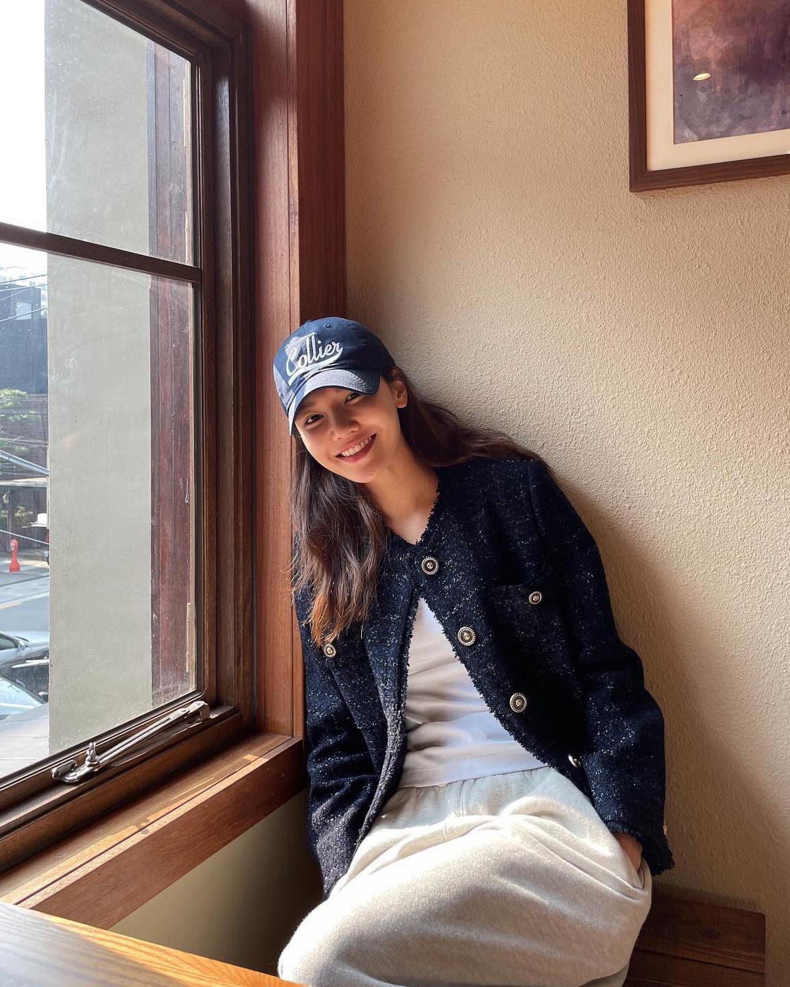 가을룩 필수 포인트🧢네이비 볼캡 이미지