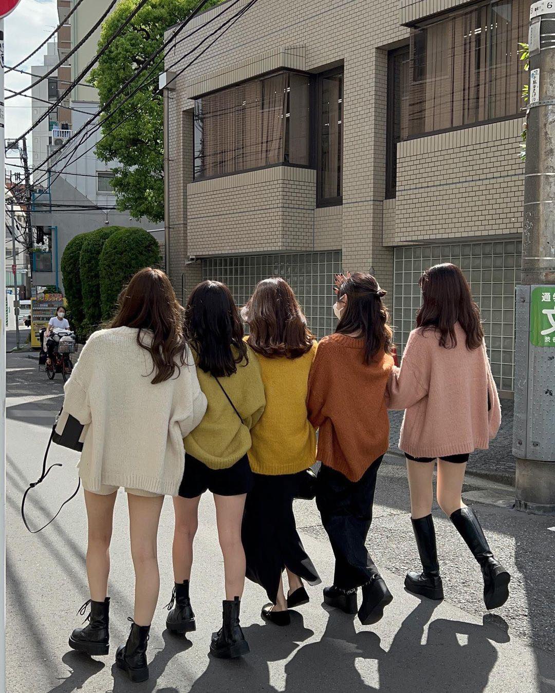 가을이니까 니트 시밀러룩🧶👭 이미지