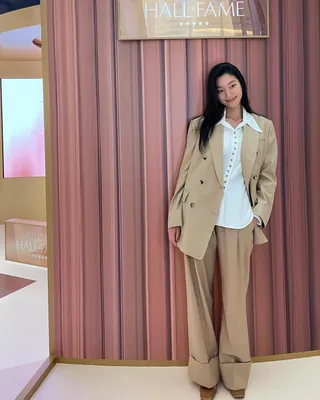 베이지 자켓 10가지 코디🤎🖤 이미지