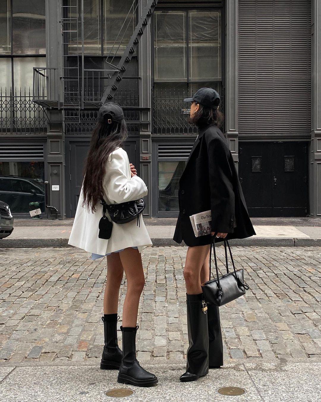 무채색 코디는 블랙앤화이트🖤🤍 이미지