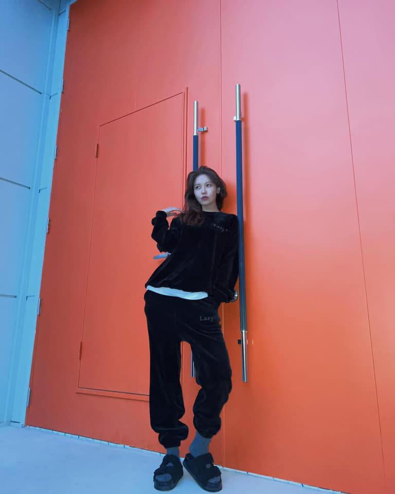 스웻은 셋업으로 입어야해🩶🩷 이미지