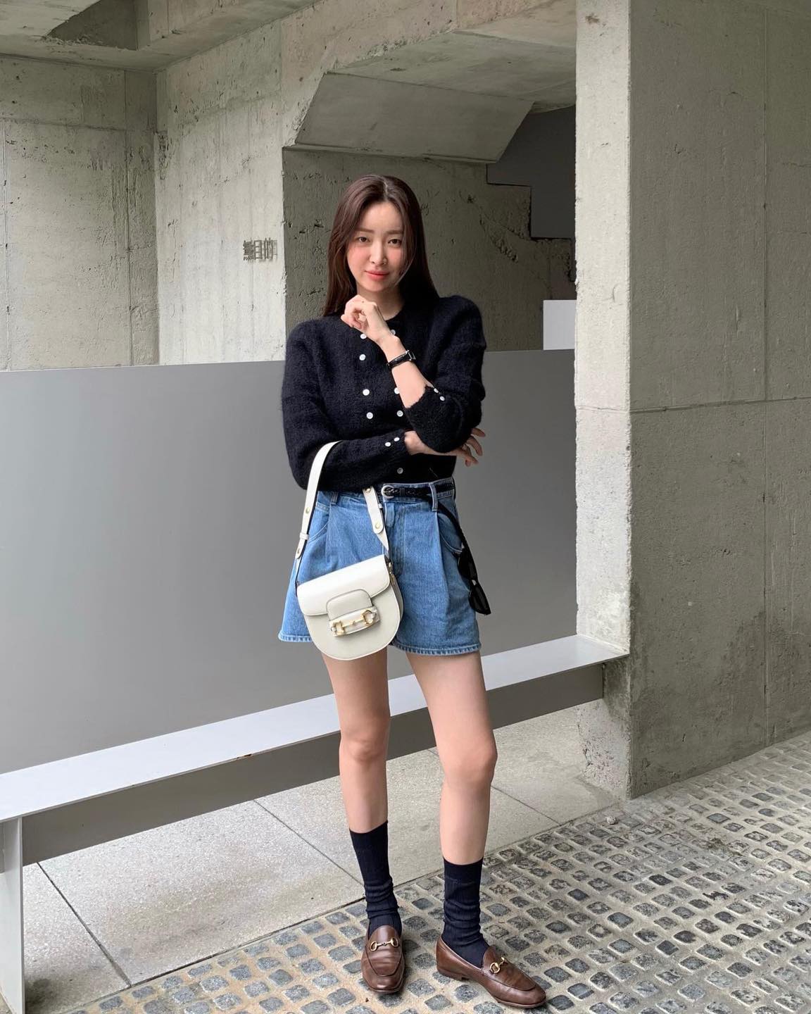 요즘 딱좋은✌🏻니트 반바지 조합💙 이미지