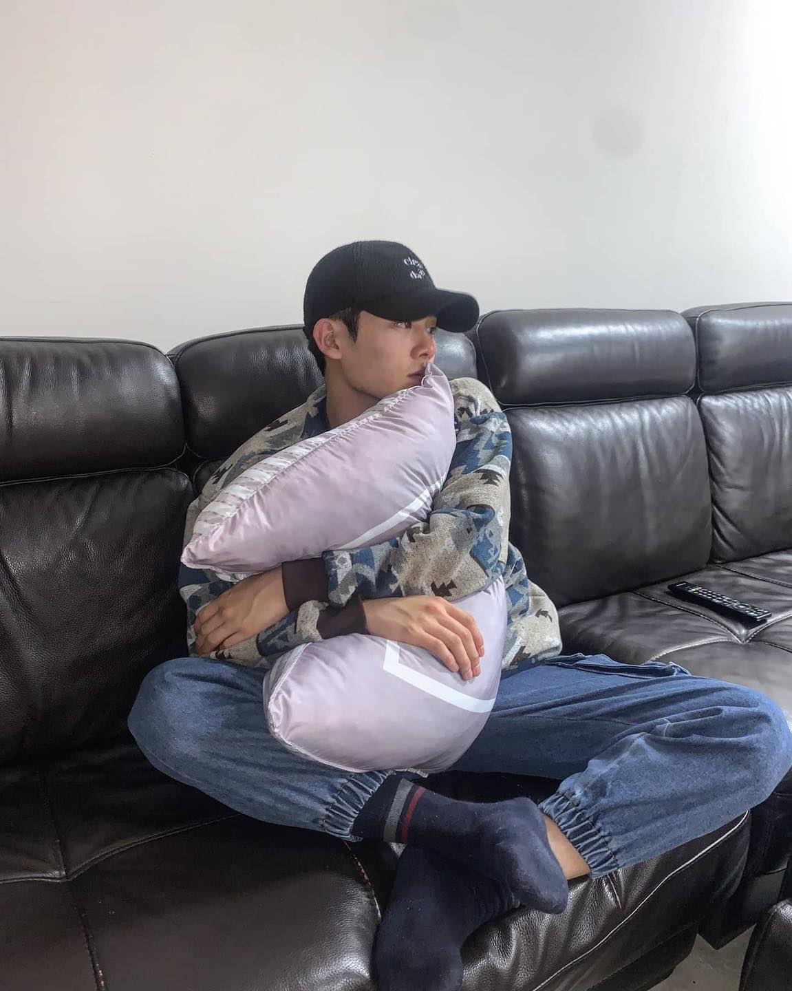 무빙 끝🥲이정하 가을 남친룩🖤 이미지6