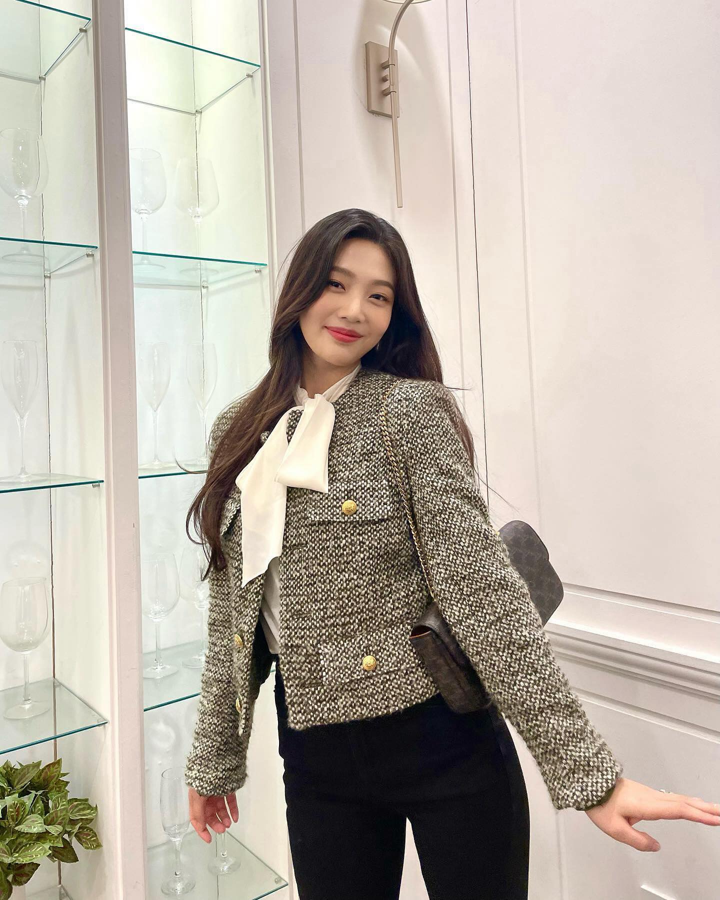 가을 하객룩 필수템🖤🩶@트위드 이미지