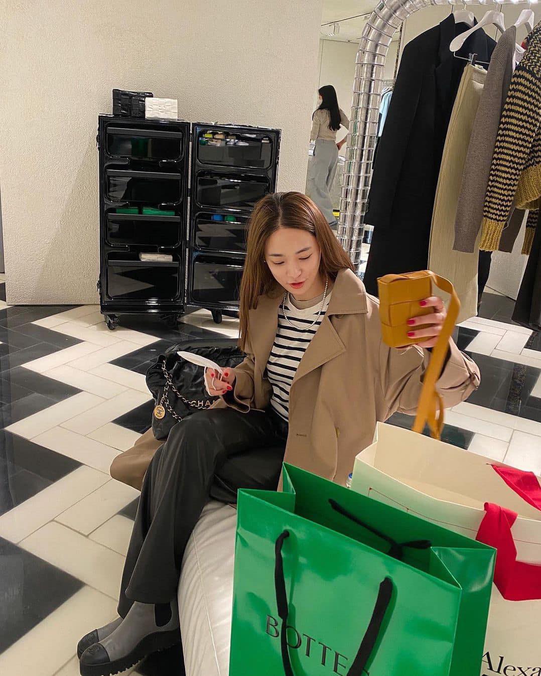 가을 스트라이프 활용🖤🤍요렇게 이미지