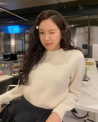 청순 매력 가득 아이보리 니트🤍 이미지