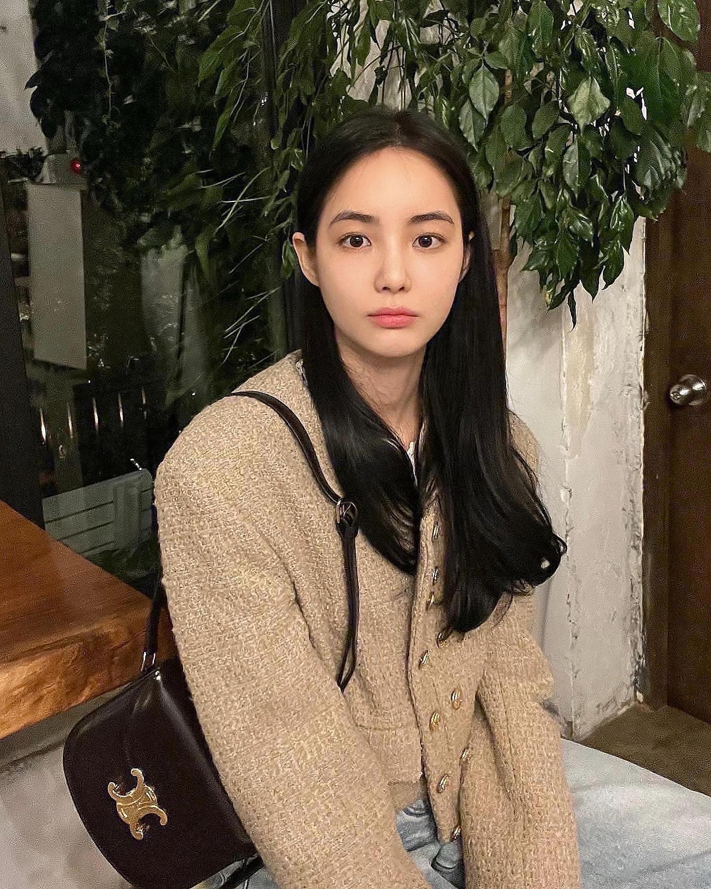 가을 하객룩 필수템🖤🩶@트위드 이미지