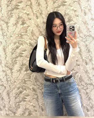 기본 흰 긴팔티 활용법@저장🔖 이미지