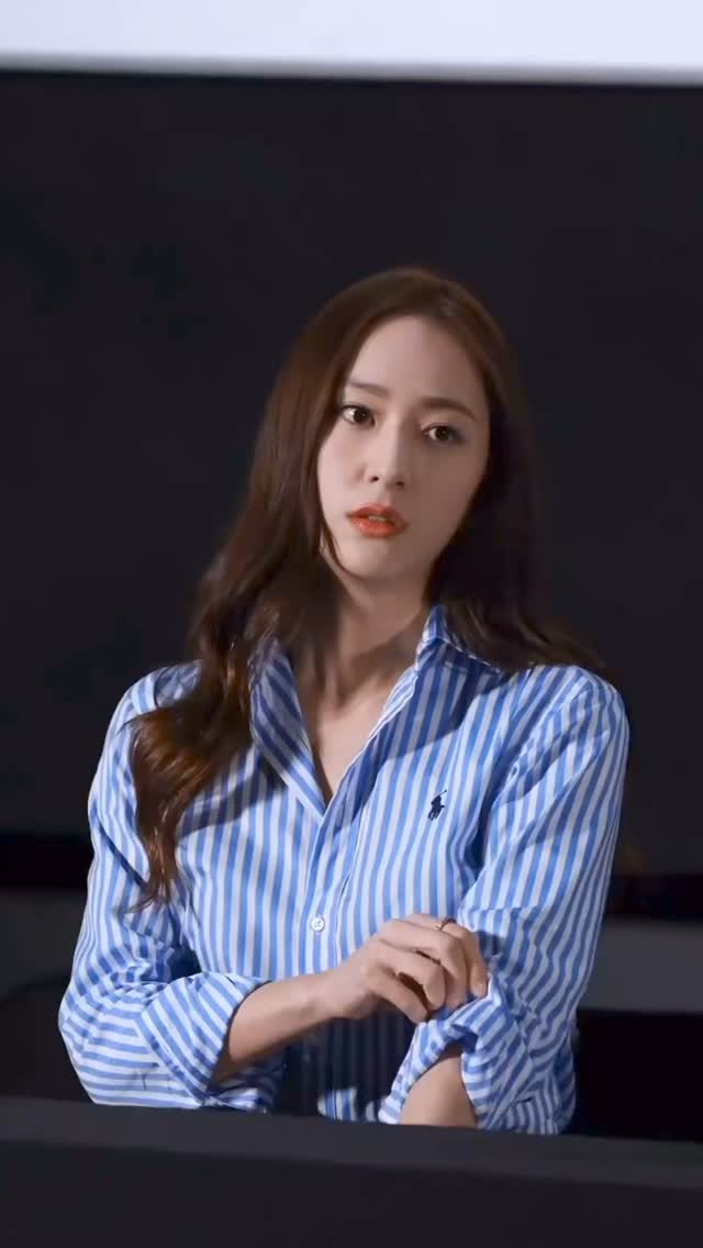 폴로 스트라이프 셔츠 정석🏇💙역시 수정언니 이미지