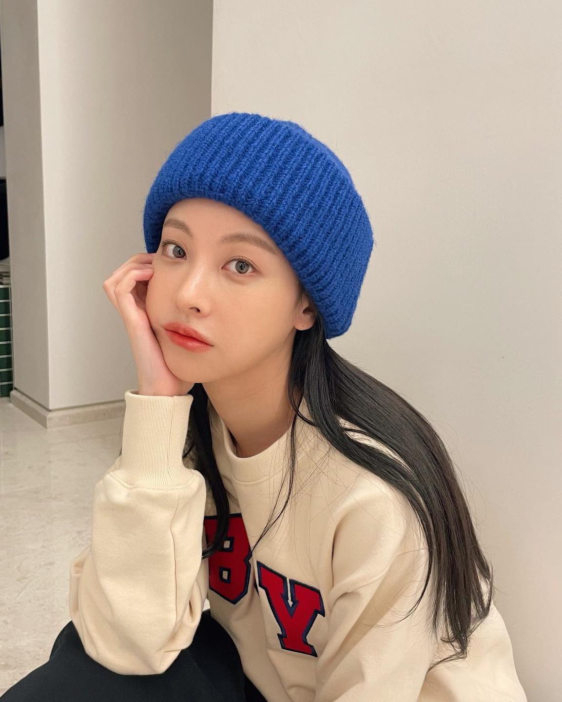 오연서의 꾸안꾸템@맨투맨💙🤍 이미지