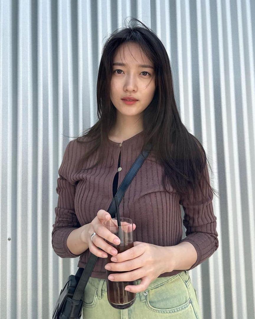 컬러감 이쁜 보테가 카세트백🏁🩵 이미지
