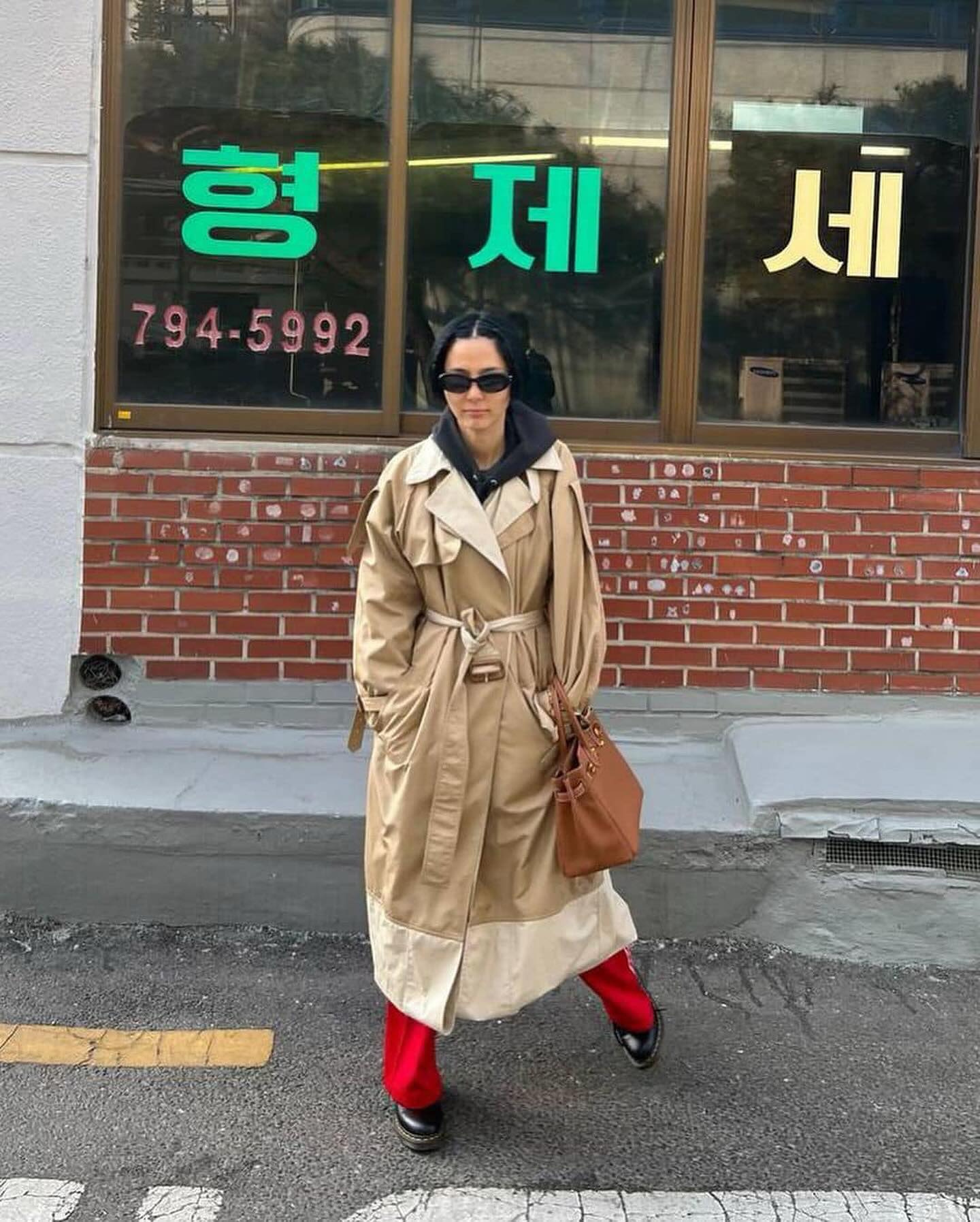 지금이 트렌치 입을 시기🧥🤎 이미지