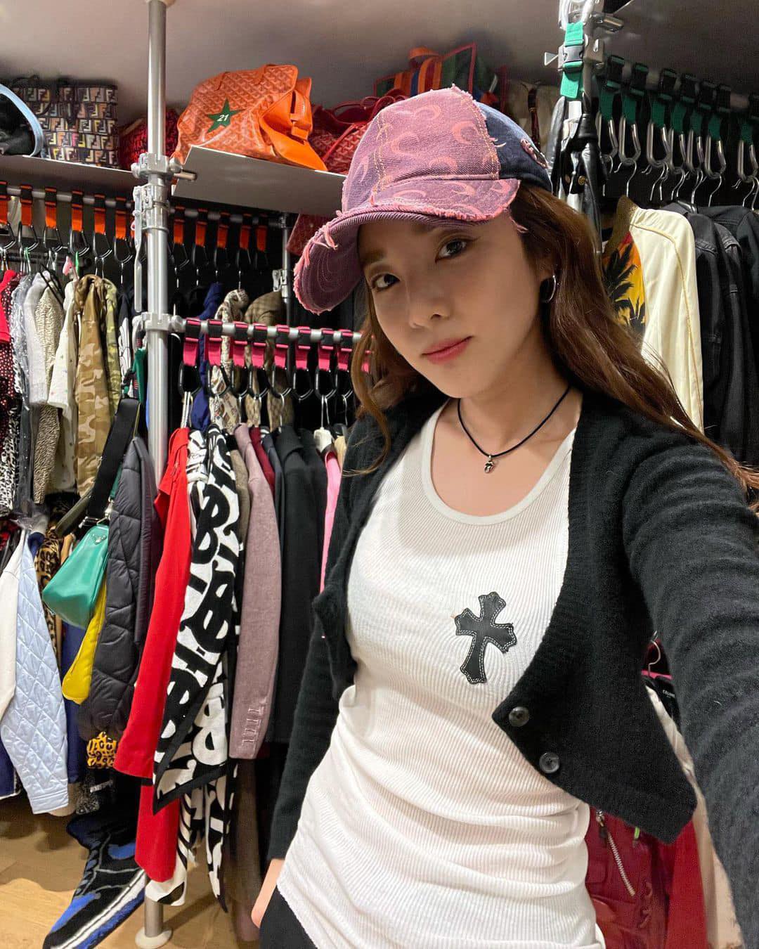 힙한 다라언니 크롬하츠 코디❤️‍🔥👑 이미지