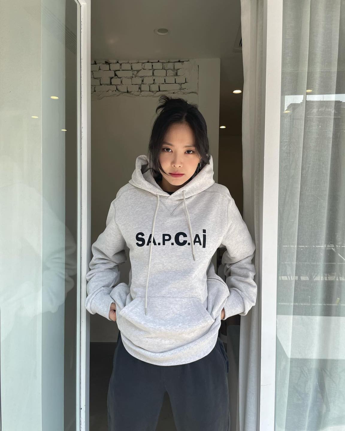 편한 가을 꾸안꾸템🩶회색후드티 이미지7