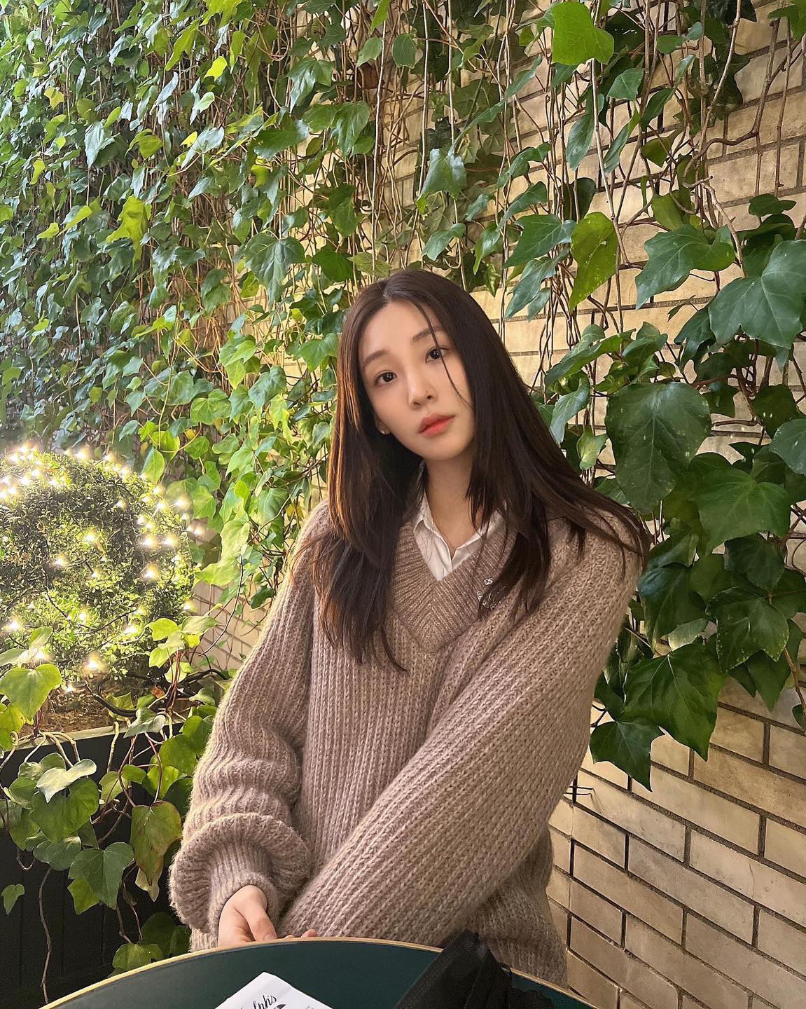 브이넥 니트엔 셔츠 레이어드🥣🩶 이미지7