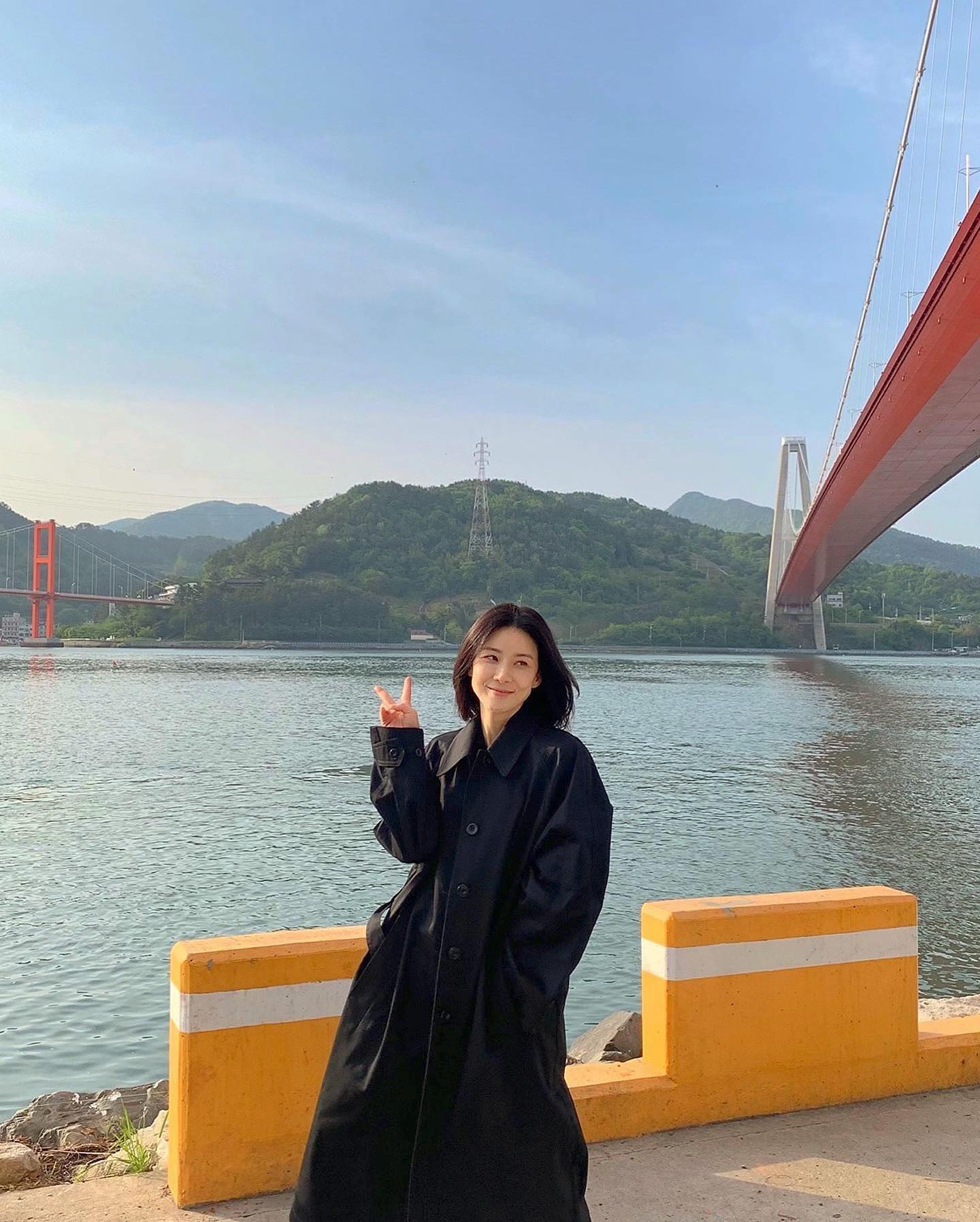 단아한 이보영🤎미니멀 가을룩💫 이미지3