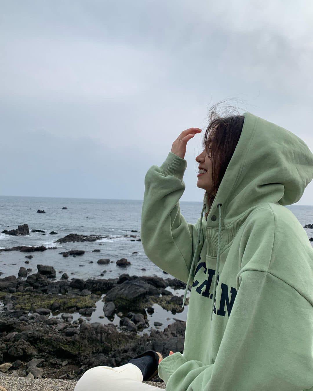 귀염폭발🤎후드 뒤집어쓰기🦦 이미지