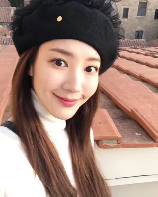 가을 감성 포인트템 베레모👩🏻🎨🤎 이미지