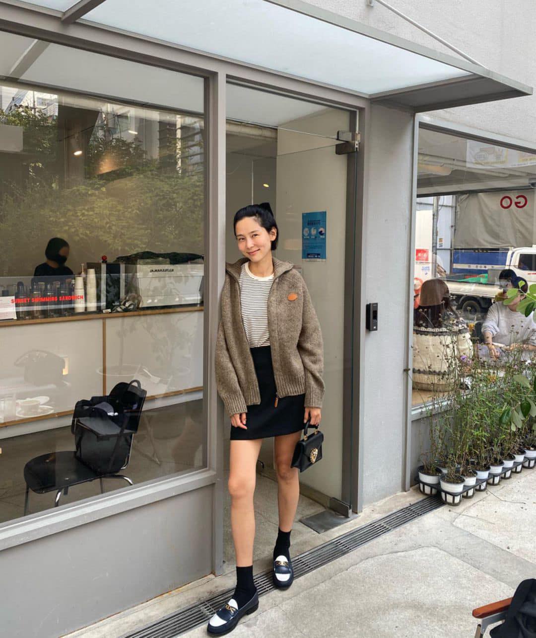 가을 스트라이프 코디하는 법🖤🤍 이미지2