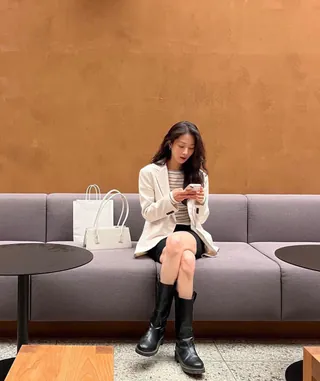 가을 스트라이프 코디하는 법🖤🤍 이미지