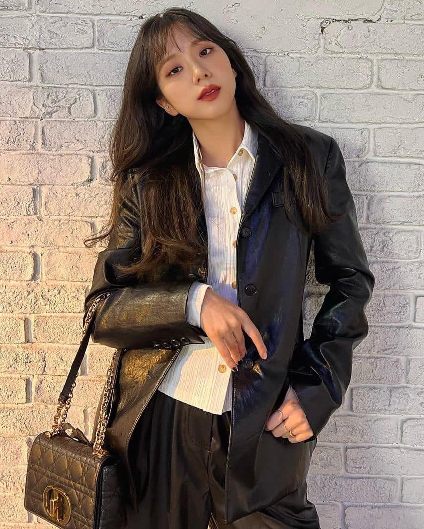 시크한 레더 블레이저 입을래🖤 이미지4