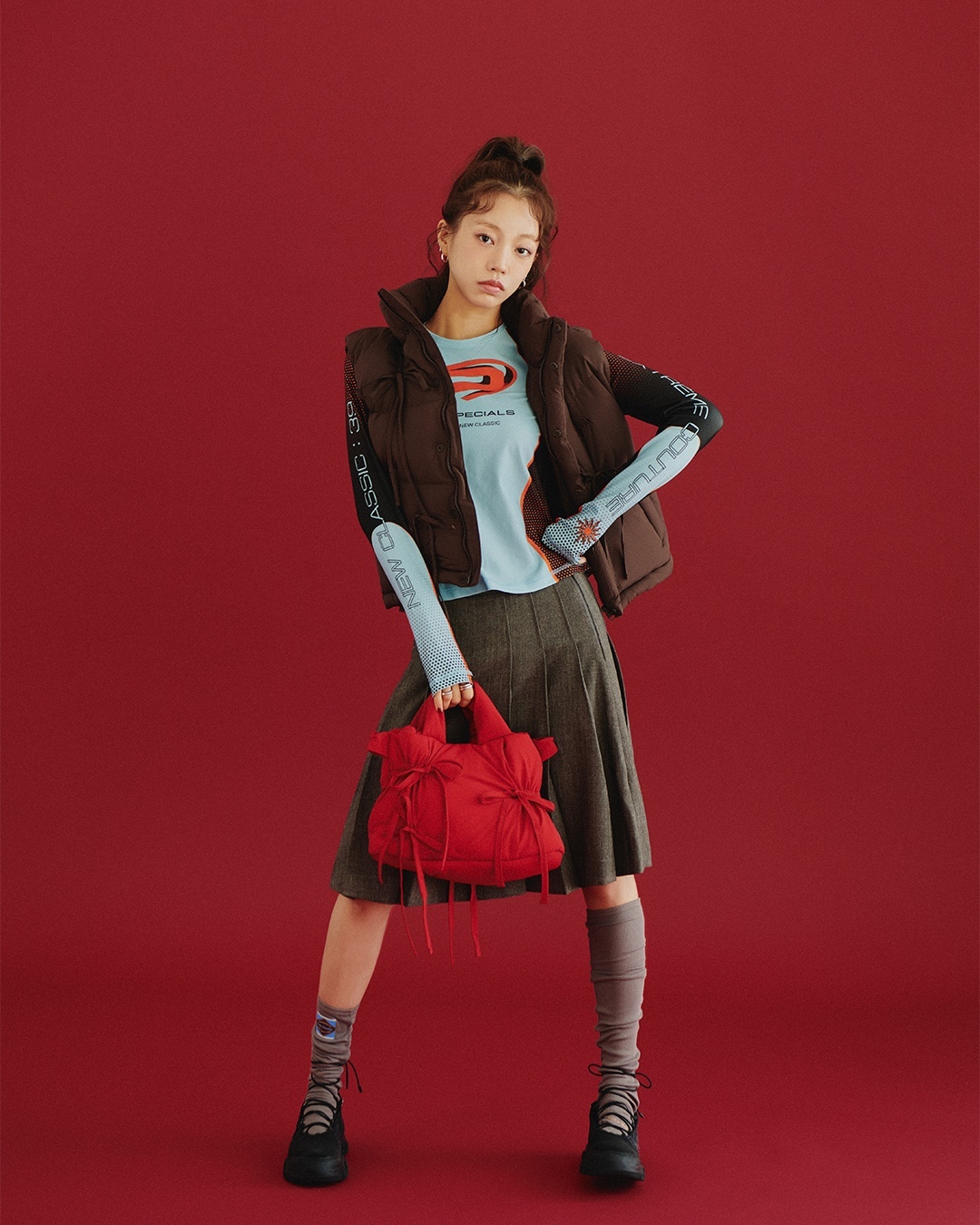 프리티 설쁘❤️🖤7가지 겨울룩​
추워진 날씨❄️무신사 23FW 기획전에서 신상 구경해🛍️#광고​
​
- 매일 오전 11시 선착순 18% 쿠폰 증정​
- 무신사 전 회원 대상 15%/10%/7% 쿠폰 지급​
- 인기 브랜드 신상을 무신사에서만 단독으로 최대 60%할인​ 이미지