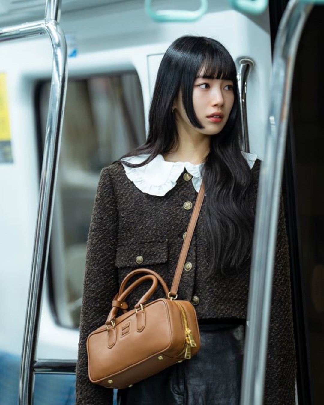 요즘 핫해🤎🩷이두나 가을룩 미모​ 이미지