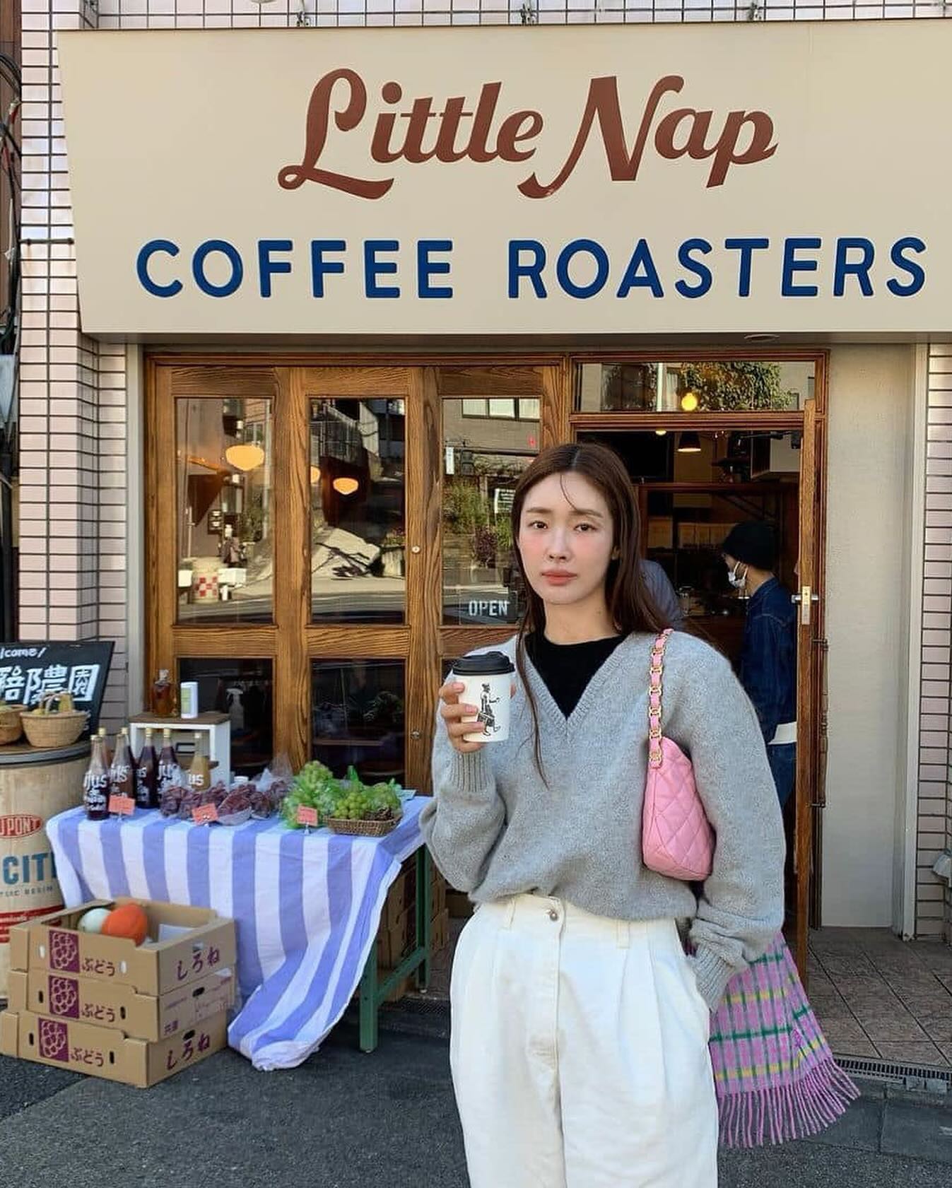 심플한 무지 브이넥니트 단품🧶💙 이미지