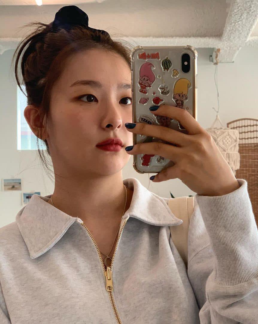 휘뚜루마뚜루 반집업🩶🖤꾸안꾸 이미지