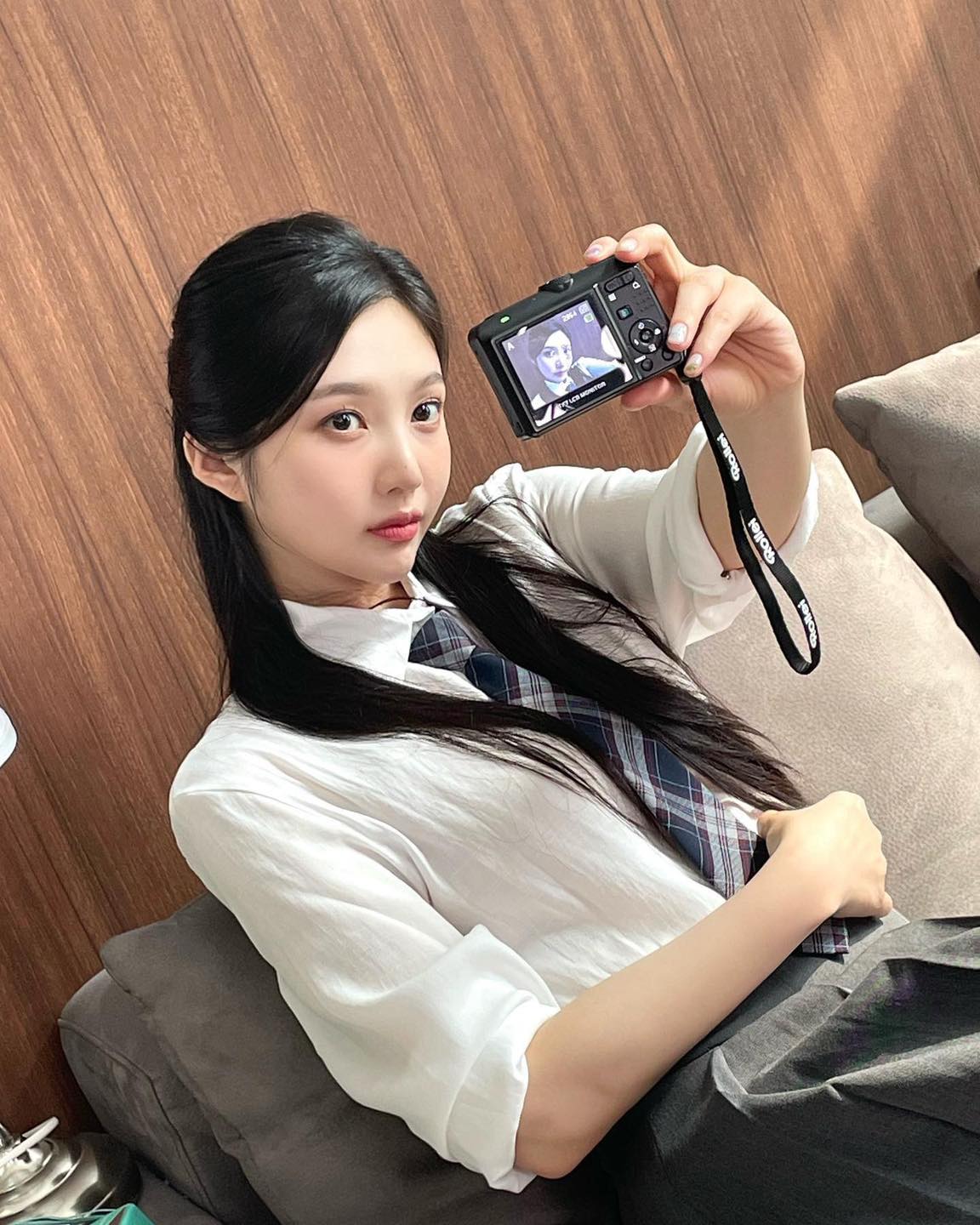 요즘 언니들 핫템@넥타이👔🤍 이미지