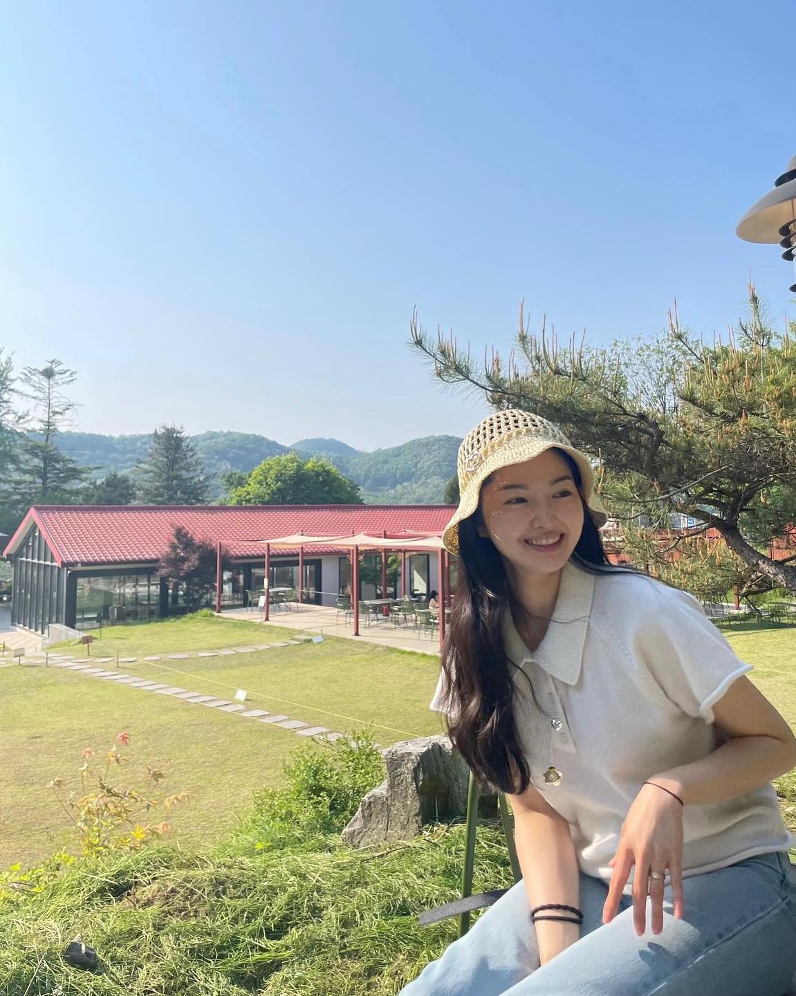 밀짚모자 스타일👒🤍니트 버킷햇 이미지"