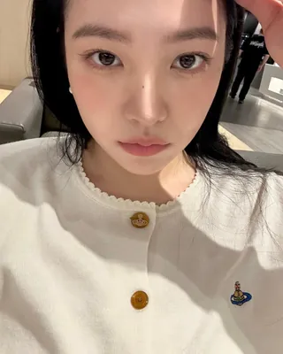 기본 포인트템🛸🤍비비안 가디건 이미지
