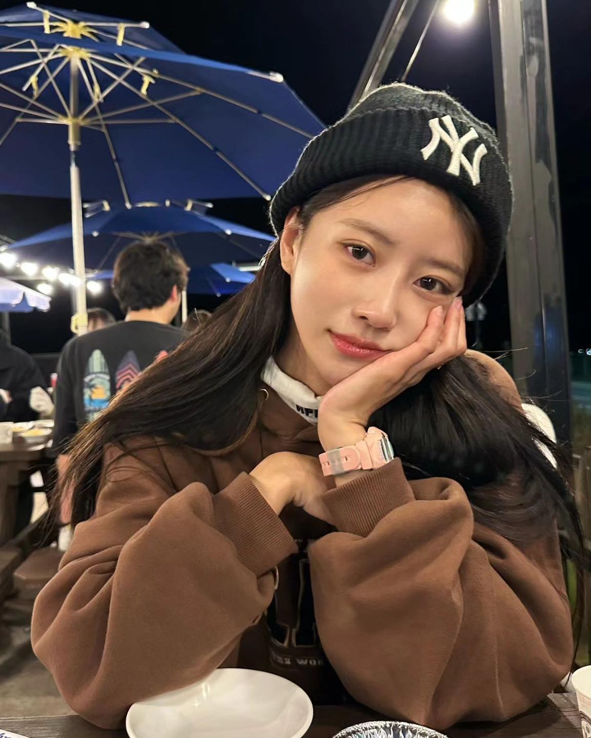 로고가 중요한 검정 비니💂🏻‍♀️☑️ 이미지3