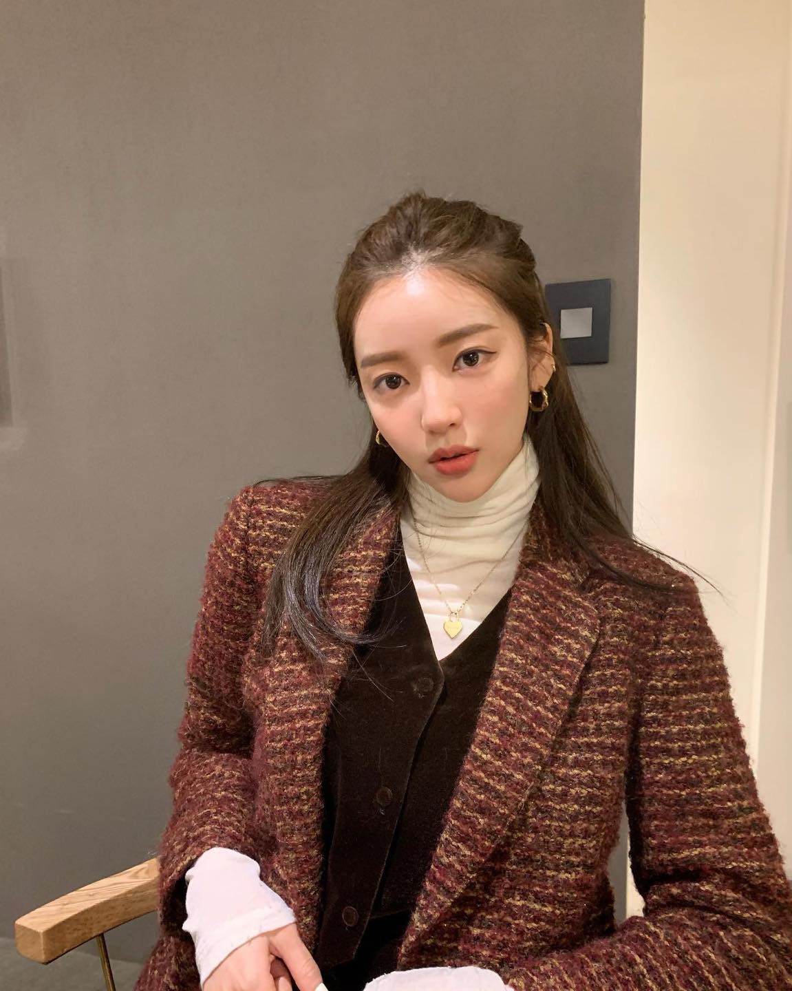 아우터 안에 필수야🤎@목폴라 이미지