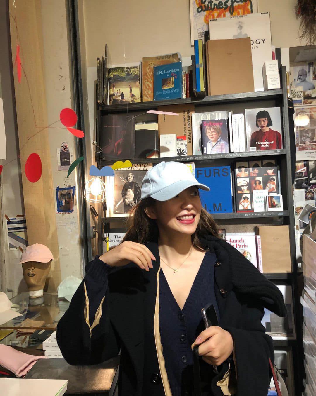 니트에 볼캡 포근한 조합🧶🧢 이미지3
