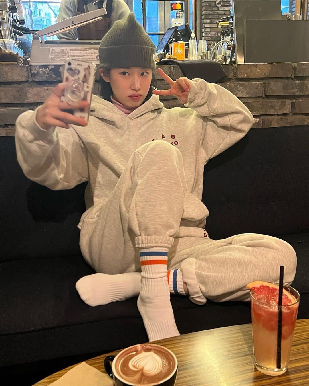 주말엔 편하게 후디+조거🤍🩶 이미지