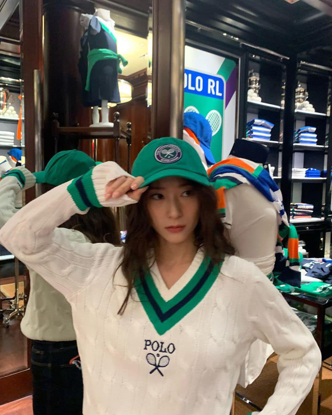 니트에 볼캡 포근한 조합🧶🧢 이미지4