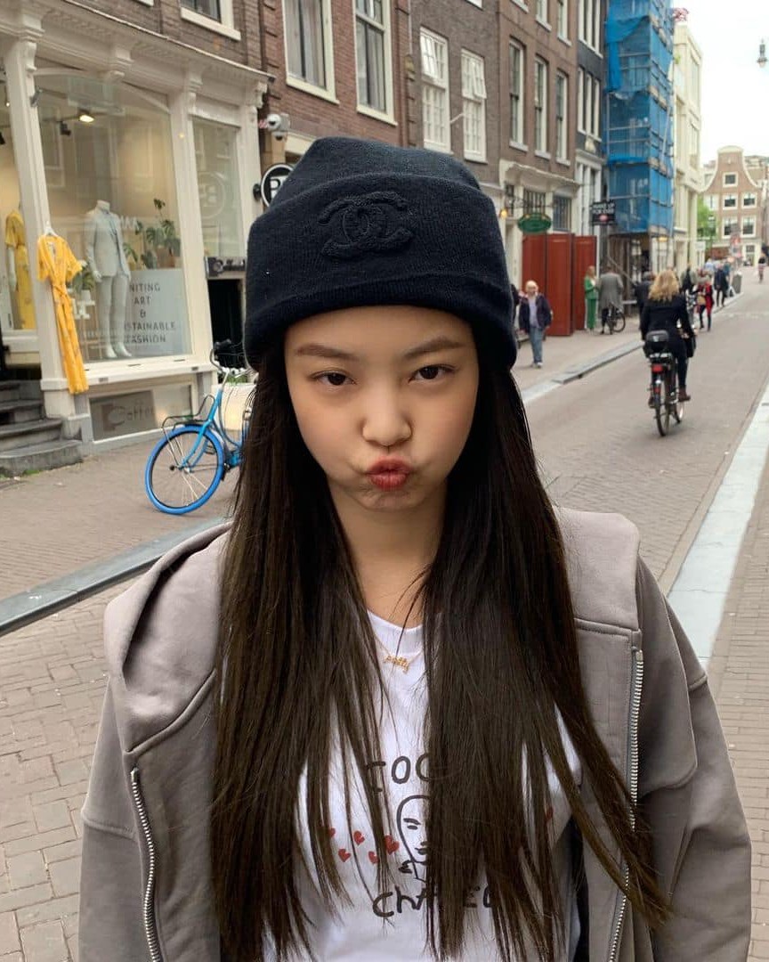 러블리한 힙템 샤넬 비니🖤🤍 이미지