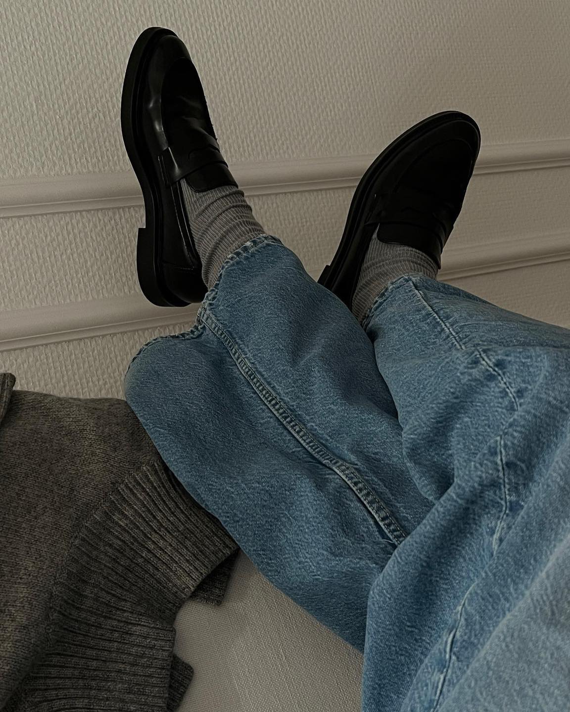블랙로퍼와 회색양말🖤🩶클래식 이미지7